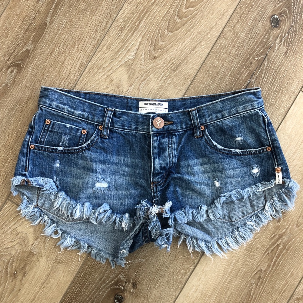 One teaspoon shorts